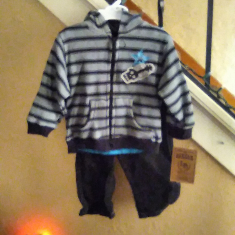 NWT Little Rebels